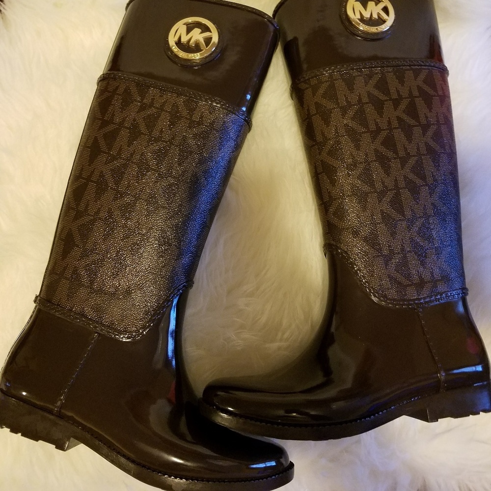 🚫SOLD🚫 Michael Kors Tall Rain Boots